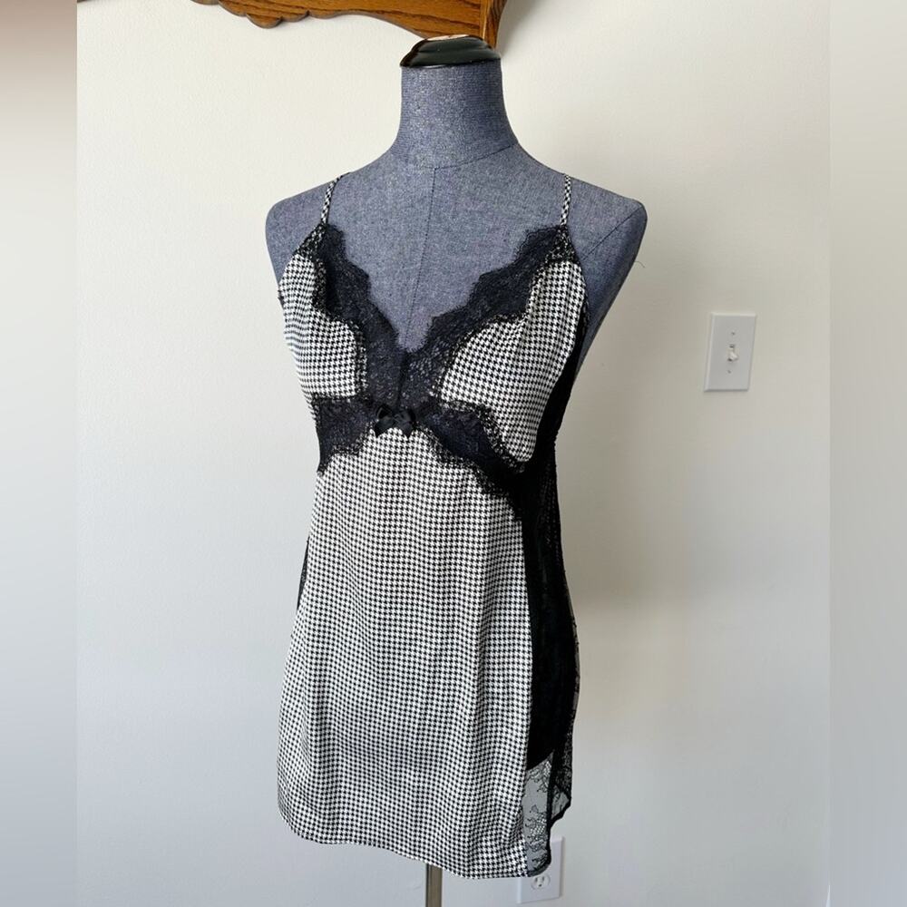NEW Victoria's Secret Black and White Houndstooth Chemise Nightie Size Medium